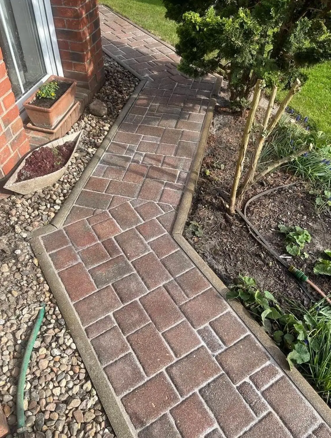 Google, NT Umzug ,Dienstleistung ,Laminat, Dielen, Reparaturarbeiten, PVC, Vinyl, Designbeläge, Linoleum, Silikon, Exzellenz, Kundenorientierung, Transparenz, Bodenleger, Reinigung, Trockenbau, Umzug