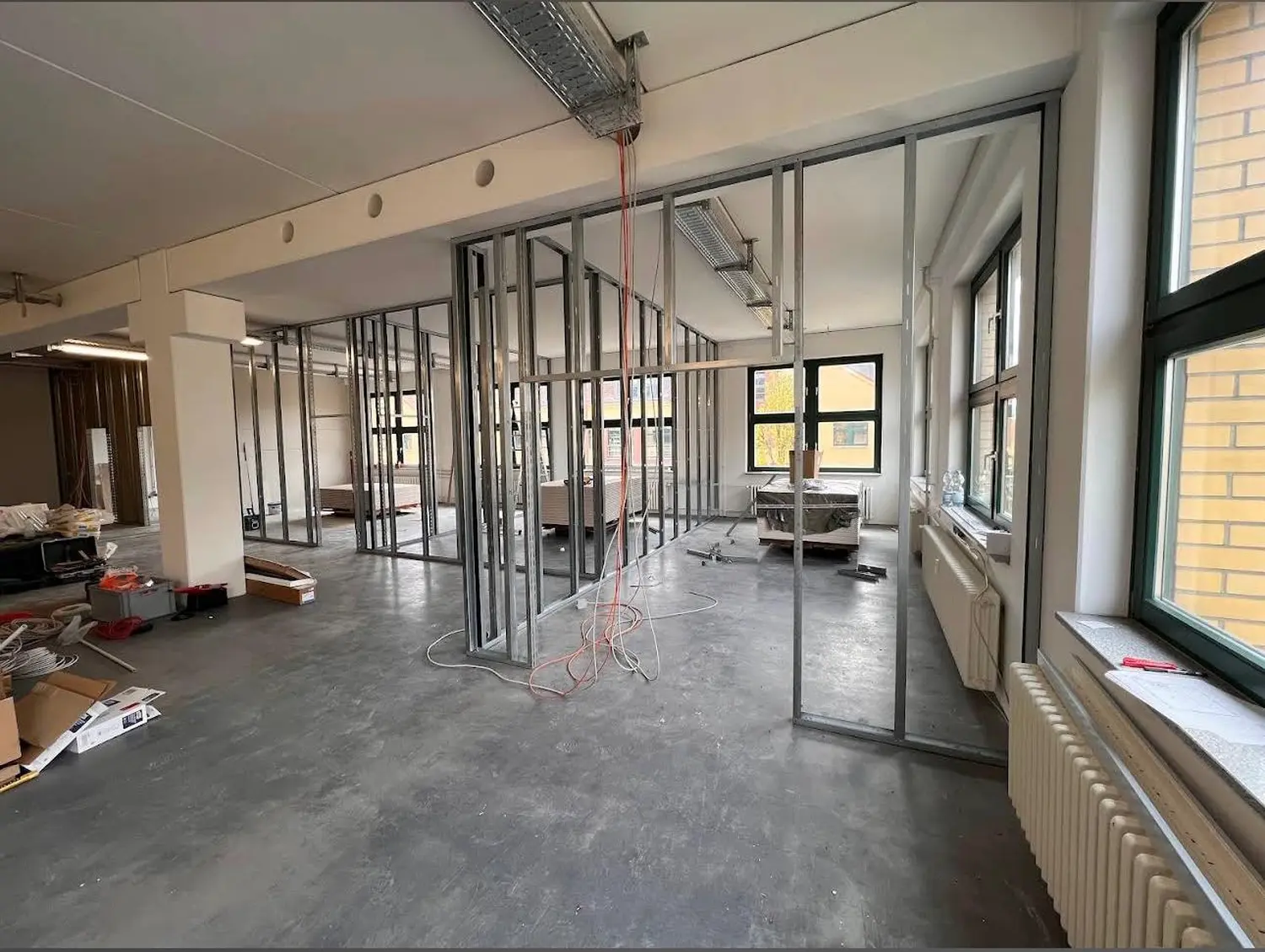 Google, NT Umzug ,Dienstleistung ,Laminat, Dielen, Reparaturarbeiten, PVC, Vinyl, Designbeläge, Linoleum, Silikon, Exzellenz, Kundenorientierung, Transparenz, Bodenleger, Reinigung, Trockenbau, Umzug