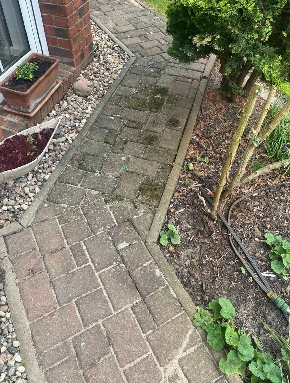 Google, NT Umzug ,Dienstleistung ,Laminat, Dielen, Reparaturarbeiten, PVC, Vinyl, Designbeläge, Linoleum, Silikon, Exzellenz, Kundenorientierung, Transparenz, Bodenleger, Reinigung, Trockenbau, Umzug