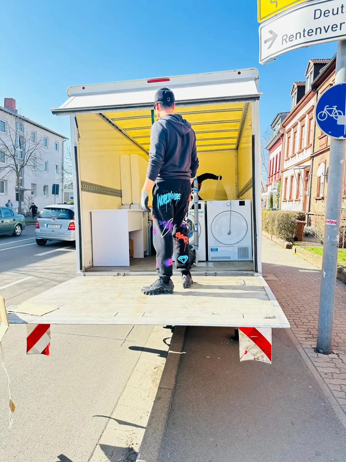 Google, NT Umzug ,Dienstleistung ,Laminat, Dielen, Reparaturarbeiten, PVC, Vinyl, Designbeläge, Linoleum, Silikon, Exzellenz, Kundenorientierung, Transparenz, Bodenleger, Reinigung, Trockenbau, Umzug