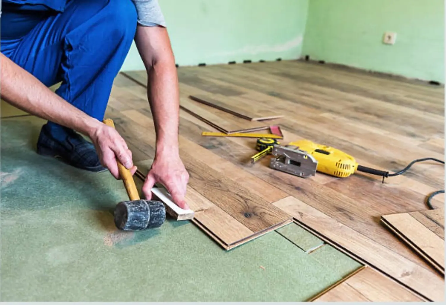 Google, NT Umzug ,Dienstleistung ,Laminat, Dielen, Reparaturarbeiten, PVC, Vinyl, Designbeläge, Linoleum, Silikon, Exzellenz, Kundenorientierung, Transparenz, Bodenleger, Reinigung, Trockenbau, Umzug